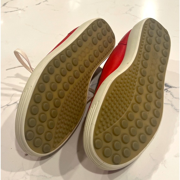 Ecco Sneakers size 8 - Picture 5 of 8